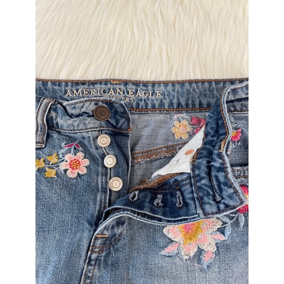 American Eagle embroidered floral denim skirt size 4 - Picture 5 of 7